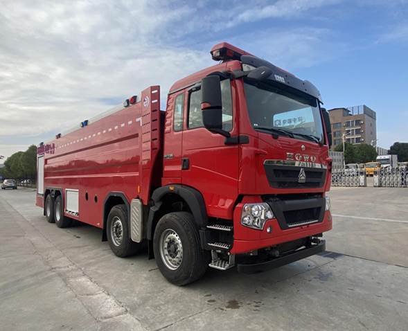 24噸重汽豪沃水罐消防車(chē)